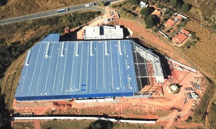 SIL Fios e Cabos Elétricos · Extrema MG · Obra Industrial · XCD Construtora